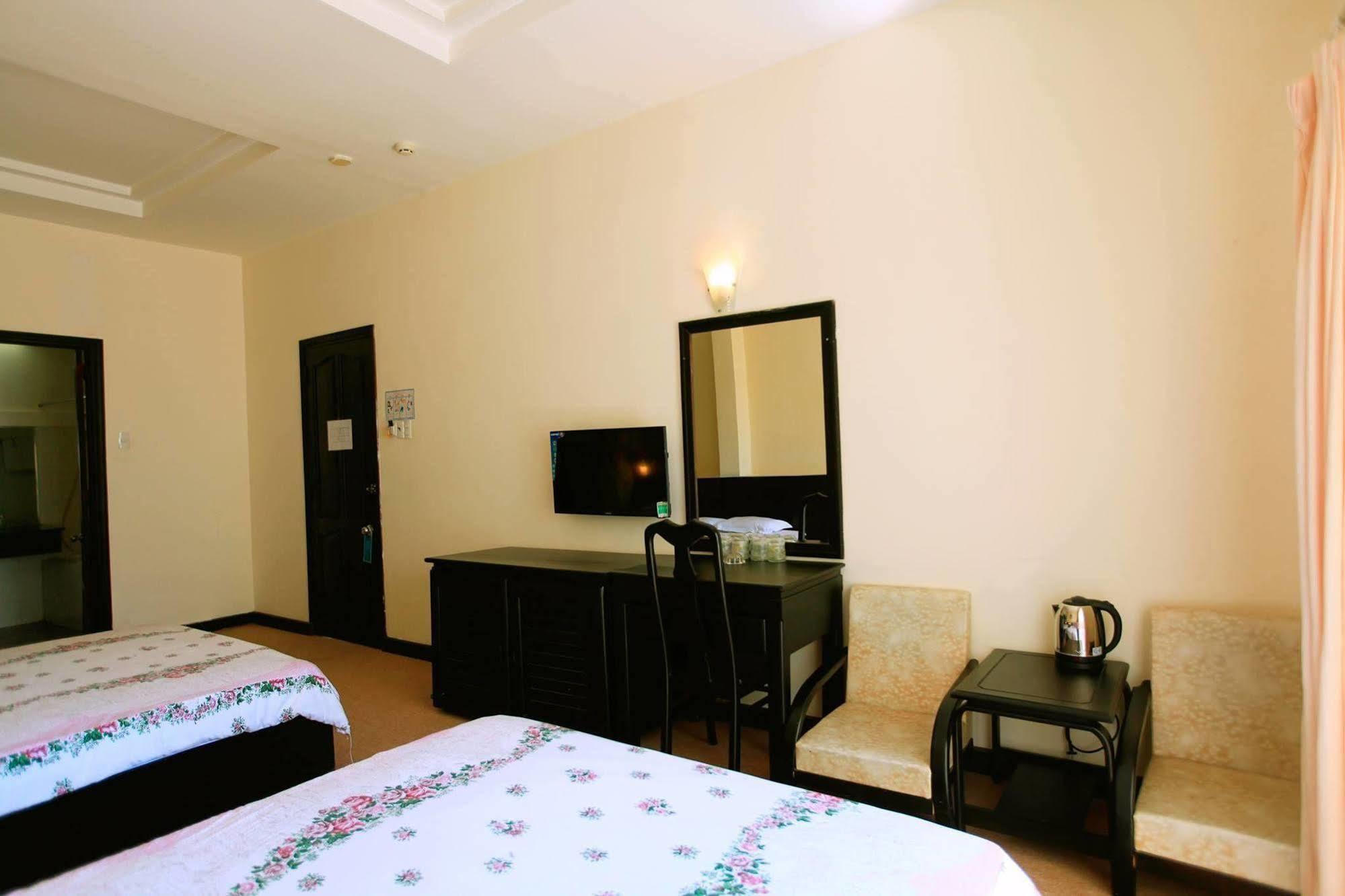 7S Hotel Cuong Long Нячанг Экстерьер фото
